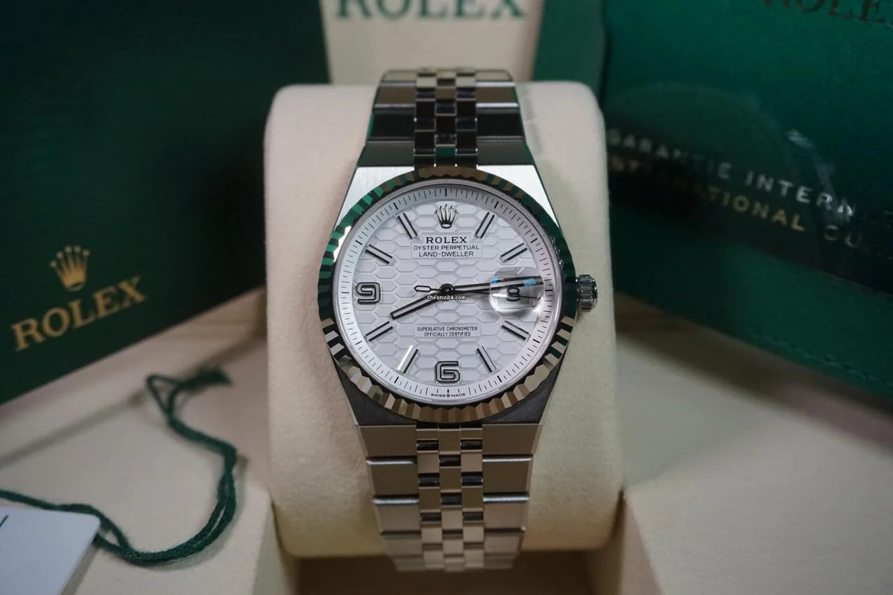 Rolex Land-Dweller 40
